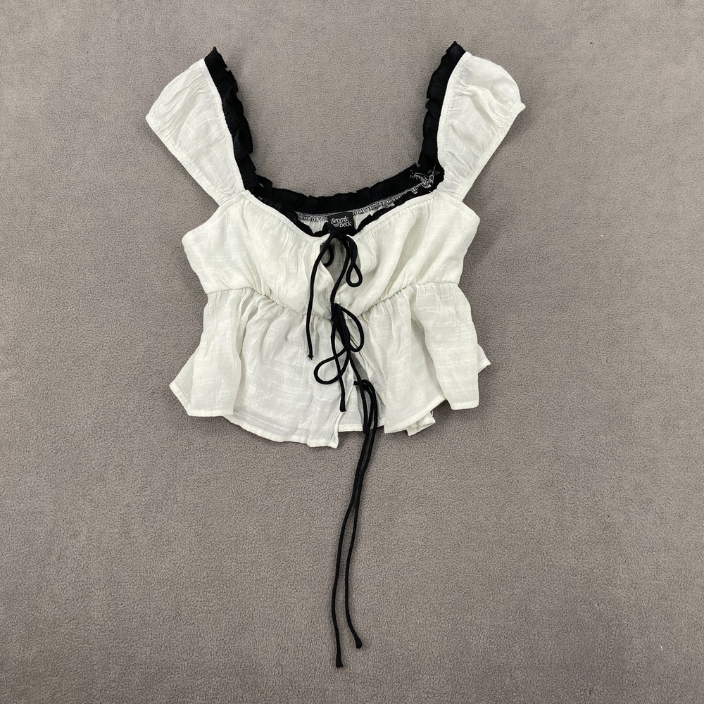Beverly and Beck Mae Tie Front Crop Top Womens Small White Textured Relaxed Fit